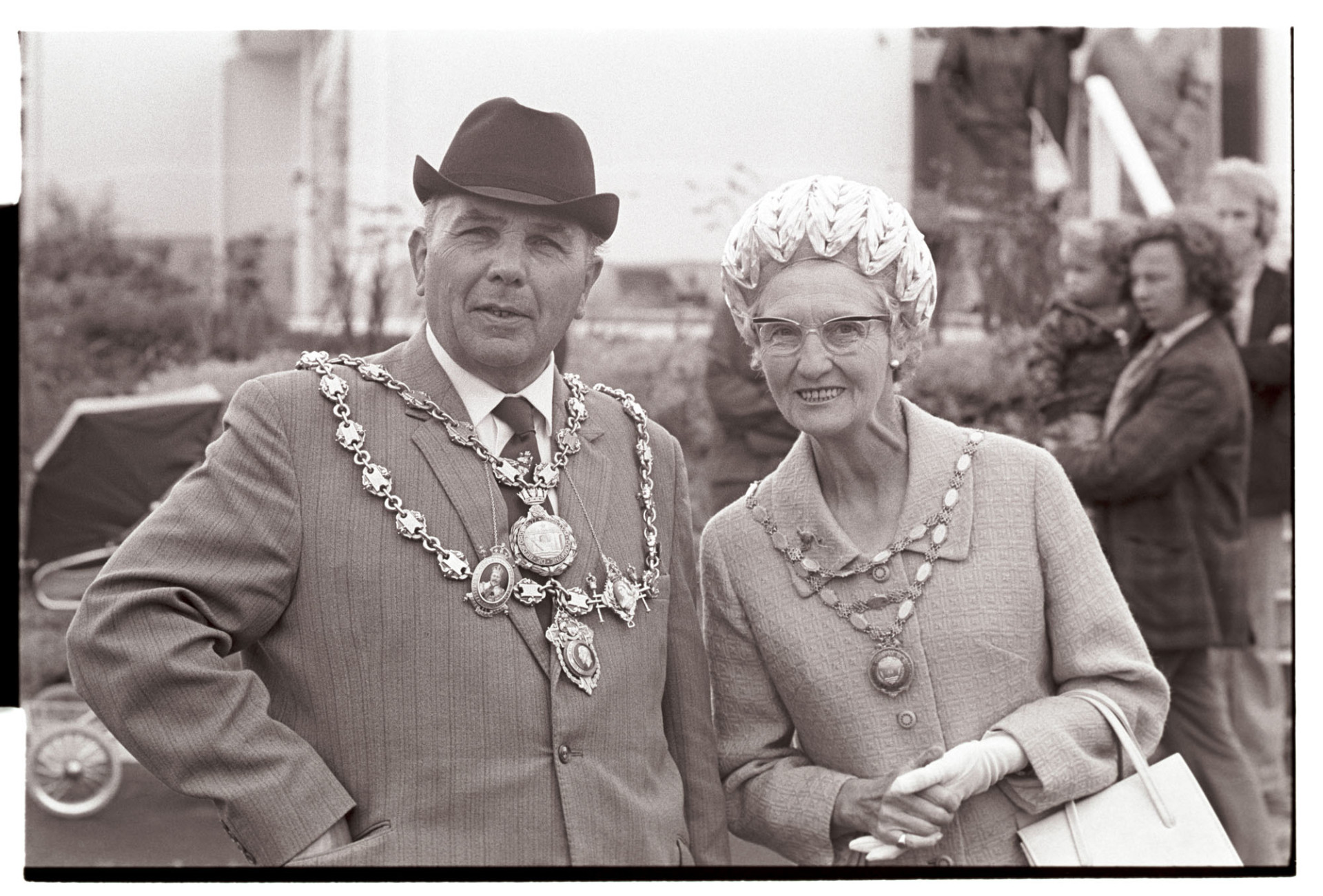 Mayor and Mayoress.
[The Bideford Mayor and Mayoress at Bideford carnival, wearing their chains of office.]