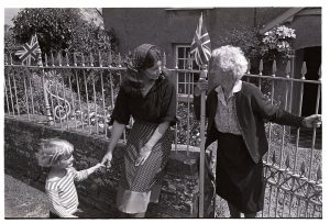 Robin and Ben Ravilious chatting to Florence Heaman by James Ravilious