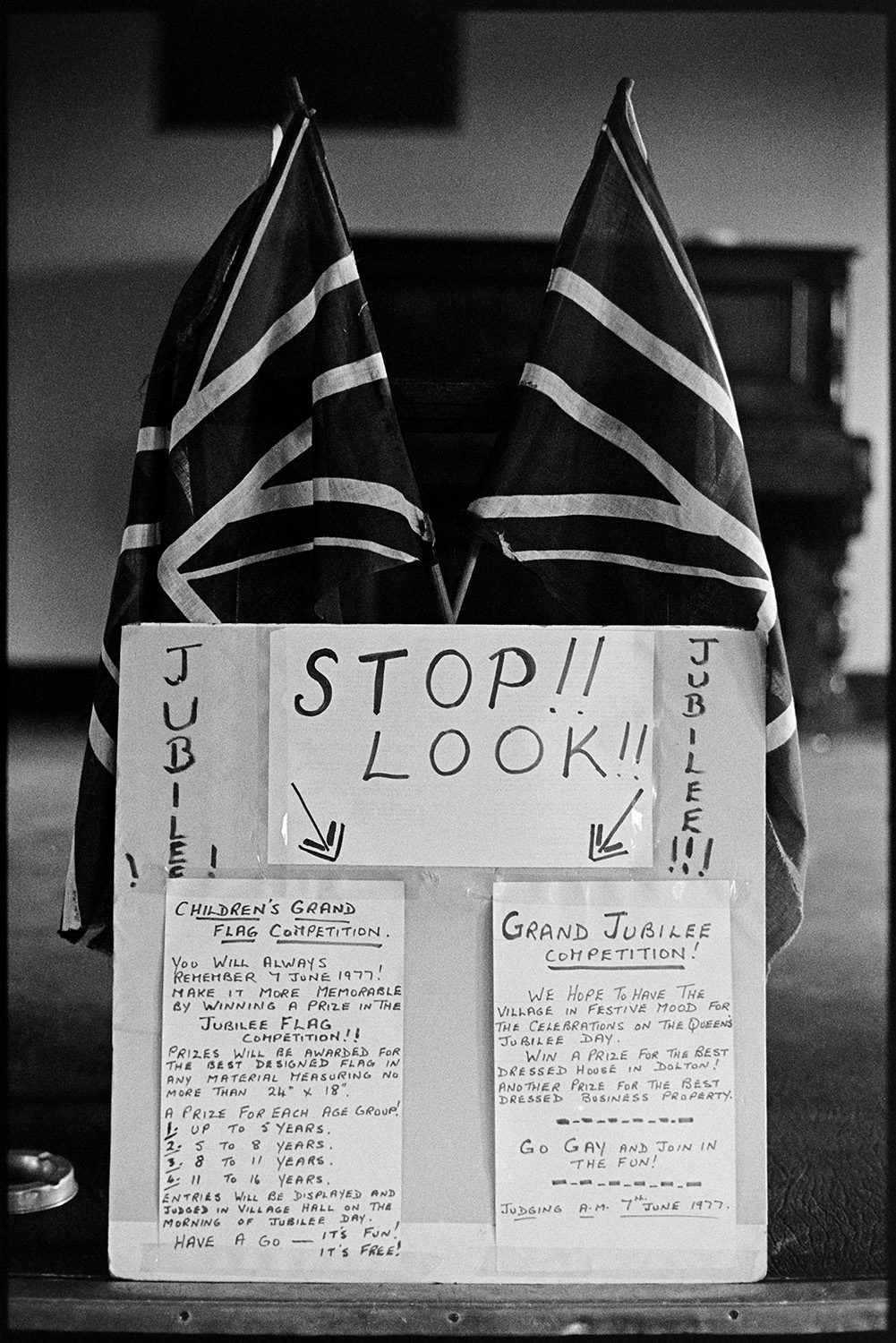 Poster for Jubilee Flag competition. 
[A poster advertising a flag competition for Queen Elizabeth II Silver Jubilee in Dolton.]